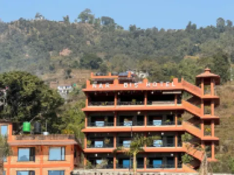 Nar-Bis Hotel โรงแรมใน