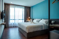 O&G Hotel Parit Buntar Hotels near CMART Nibong Tebal