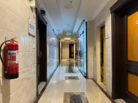 Primotel Suites As Salamah