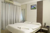 Hotel Aashish Deluxe Lodging, Kolhapur