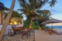 Three Gables Boutique Villa - parking