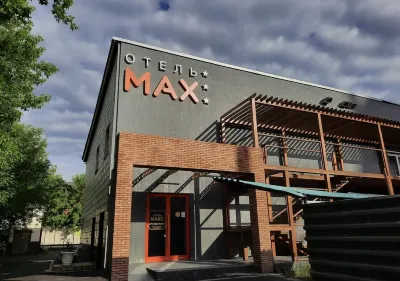 Avtor Tyumen Hotel Park Imeni Gagarina 주변 호텔