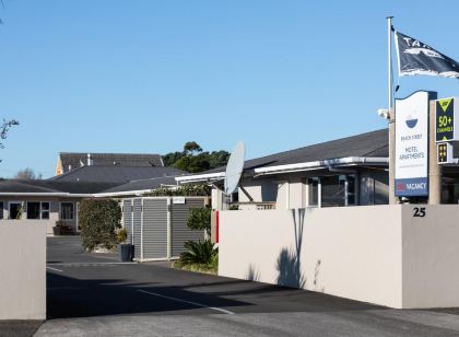 Beach Street Motel Apartments