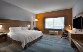 Holiday Inn Express & Suites FAYETTEVILLE SOUTH by IHG