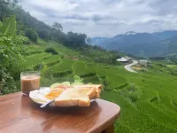 Bees Homestay Sapa & Trekking