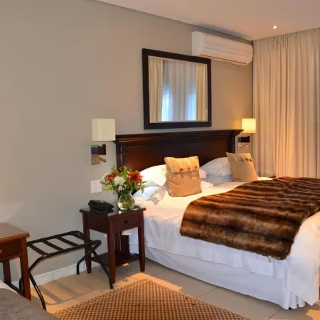 Lemoenkloof Boutique Hotel