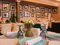 Palacio Hotel Hotel berhampiran Stesen Vykhino