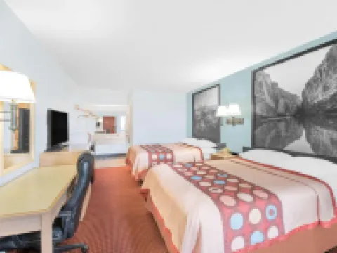 Super 8 by Wyndham Van Horn Hotels in Culberson County