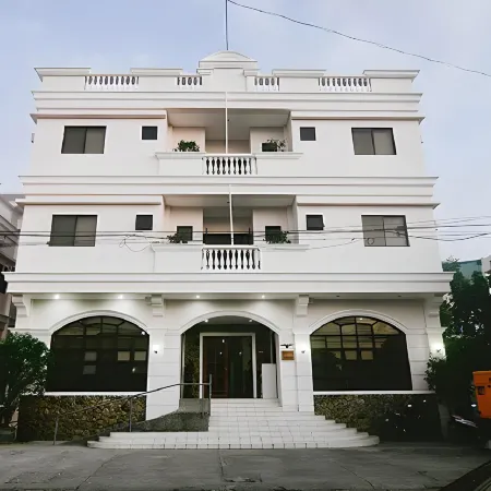 El Haciendero Private Hotel