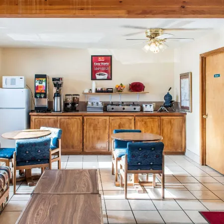 Econo Lodge