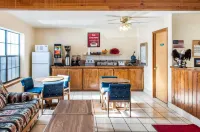 Econo Lodge Hotel a Eagle Nest