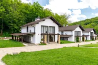 Orlinoe Gnezdo Park-Hotel