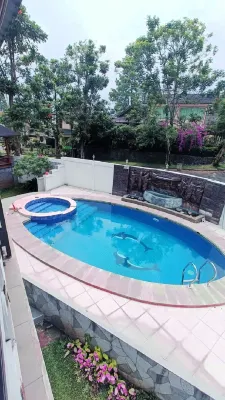 Vila Dalia Puncak p2/12 - 4-Sterne