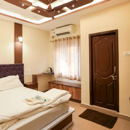 Shwetha Lodge