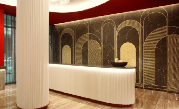 Zeus Essence Athens Central