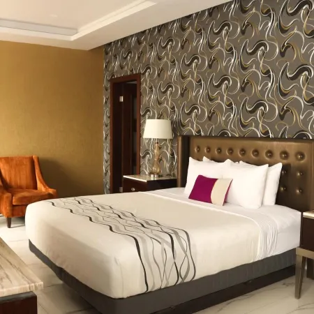 Hotel West Plaza