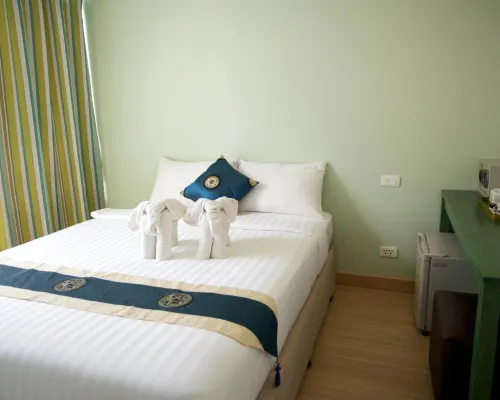 Nantra Chaweng Beach Hotel Hotels near Petbuncha Thai Boxing Stadium