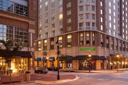 Courtyard Baltimore Downtown/Inner Harbor