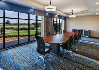 Holiday Inn Express & Suites Glenpool-Tulsa South