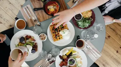 DoubleTree by Hilton Salisbury Hotels near Pemberton Hall Foundation