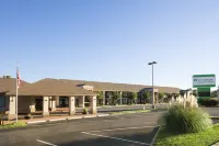 Wyndham Garden Lake Guntersville Hotels in Albertville