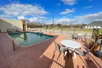 Days Inn by Wyndham Rayne/Crowley Hotels in Crowley