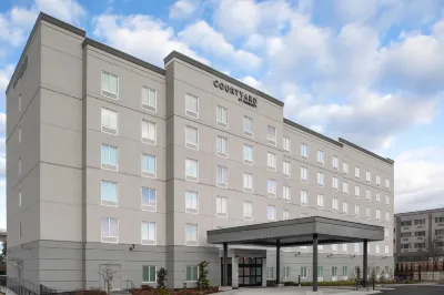 Courtyard Seattle SeaTac Airport Hotels in Seattle