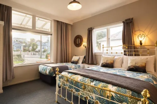 Oamaru Backpackers Hotels in Herbert
