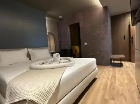 Hani I Gjelit Hotel, Korce