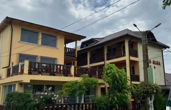 維拉阿爾加酒店