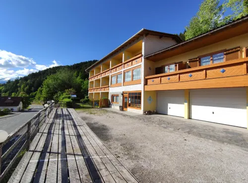 Pension Zum Mühlrad - homestay