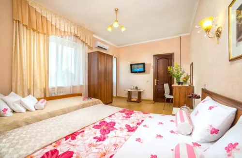 M+ Guest House