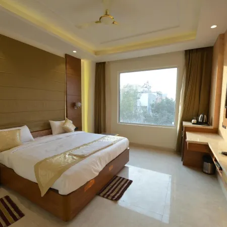 Hotel RR 62-Jaipur City Centre Hotel