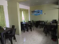 Hostal Santa Barbara - Homestays