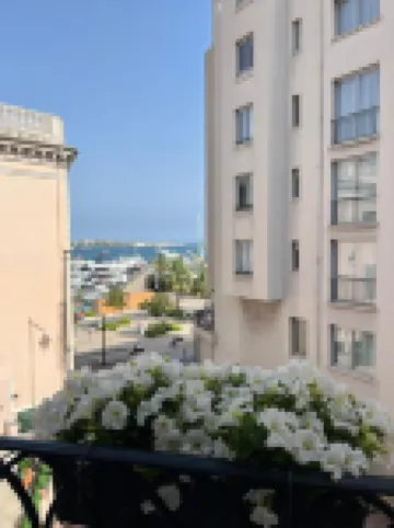 Apartments in the Heart of Cannes
