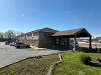 The Sage Hotel - parking