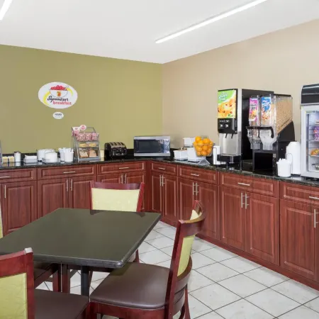 Super 8 by Wyndham Sarasota Near Siesta Key