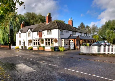 The White Lion Inn Hotels near Minimonsters Softplay