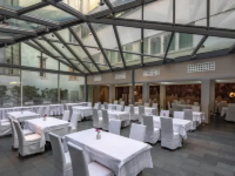 Grand Hotel Bonavia Hotels in Rijeka