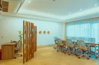 Verdegreen Hotel - parking