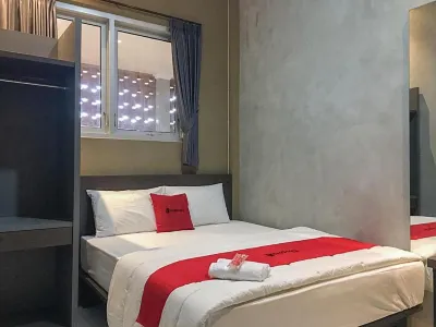 RedDoorz near Wisata Paribendo Lawang Hotel dekat Paralayang Bukit Sempu