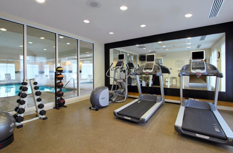 Hilton Garden Inn Chesapeake/Greenbrier photo 2