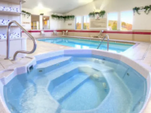 ハンプトン イン ビュッテ ビュートのホテル