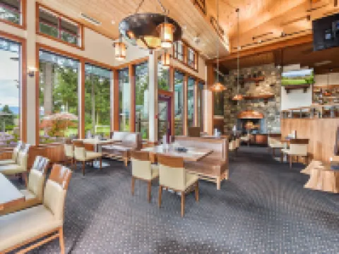 Crown Isle Resort & Golf Community Hotels in Courtenay