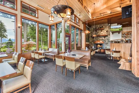 Crown Isle Resort & Golf Community