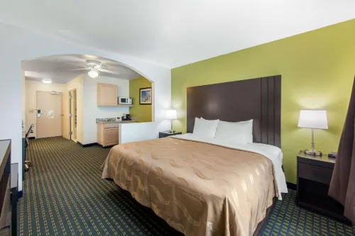 Quality Inn & Suites Clayton, NM Hotels in Clayton