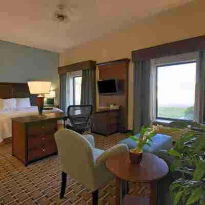 Hampton Inn & Suites by Hilton New Iberia Avery Island Rooms