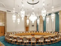 โรงแรมเพรสซิเดนต์ โรงแรมใกล้หอศิลป์เทรทยาคอฟ