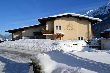 Appartementhaus Sunshine Отели в г. Гемайнде Ахенкирх