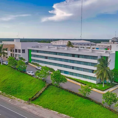 Holiday Inn VILLAHERMOSA AEROPUERTO by IHG